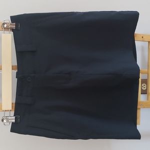 Black Nike golf skort